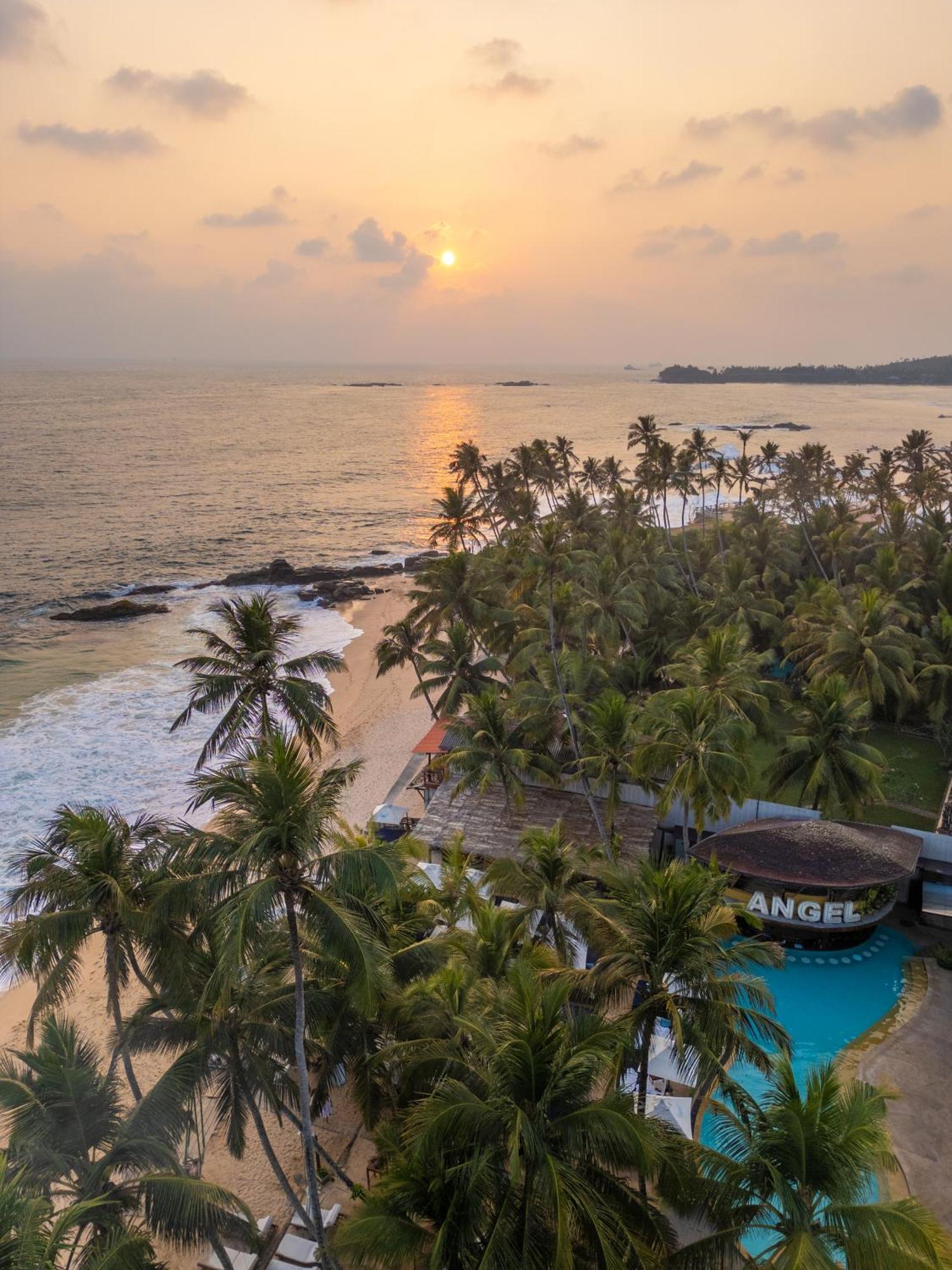 Angel Beach Unawatuna Exterior photo