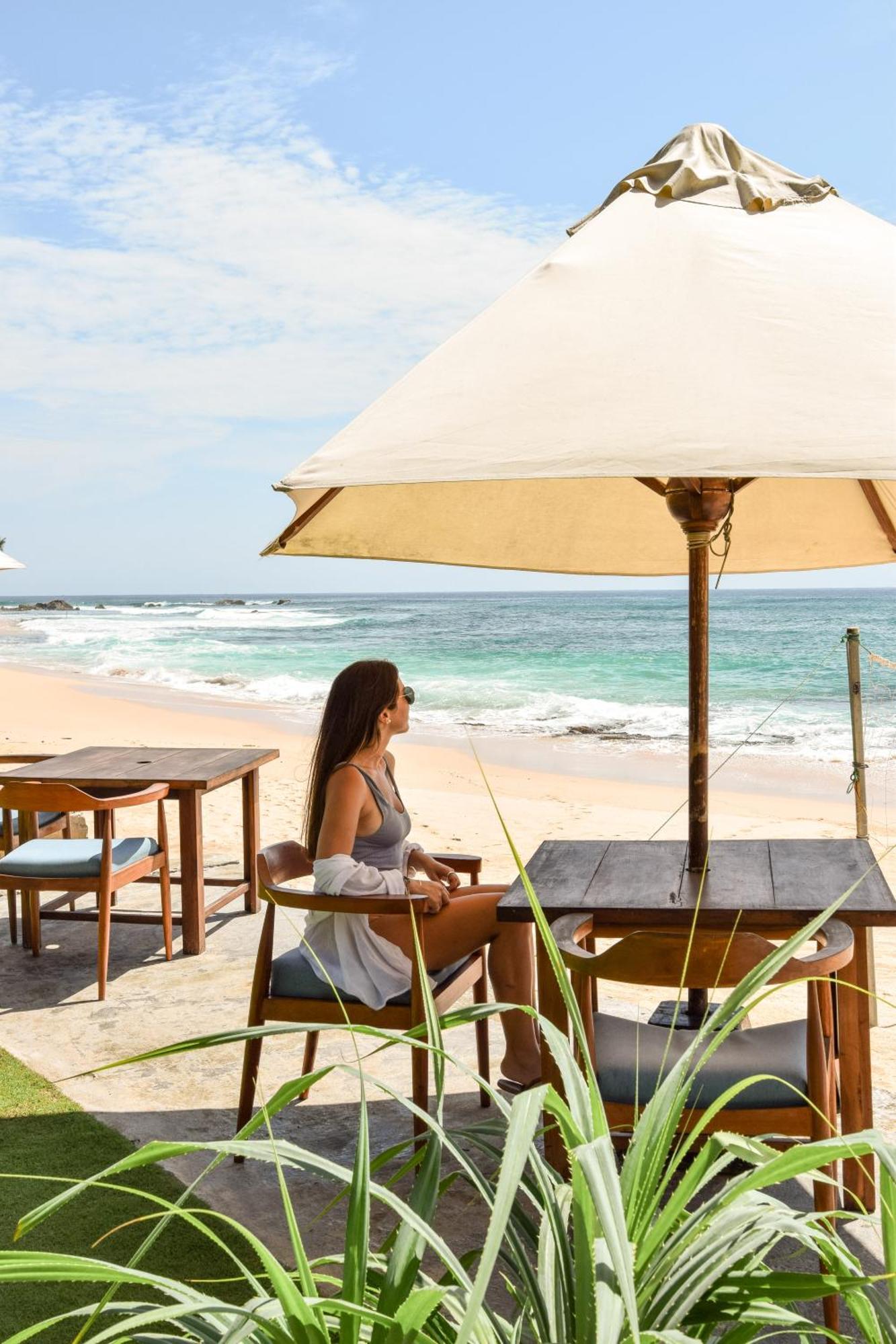 Angel Beach Unawatuna Exterior photo